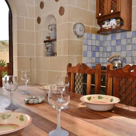 Pensión In House - 5 Guests-2 Bedrooms - 2 Bathrooms In Old Town House *