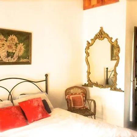 In House - 5 Guests-2 Bedrooms - 2 Bathrooms In Old Town House Pensjonat *